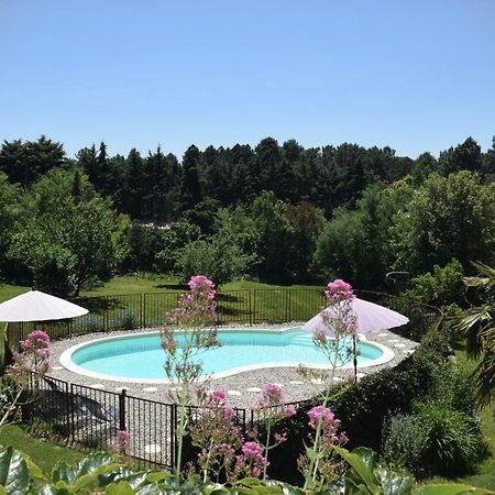 Ombre Bleue Du Figuier, Ailhon Hotel Exterior foto